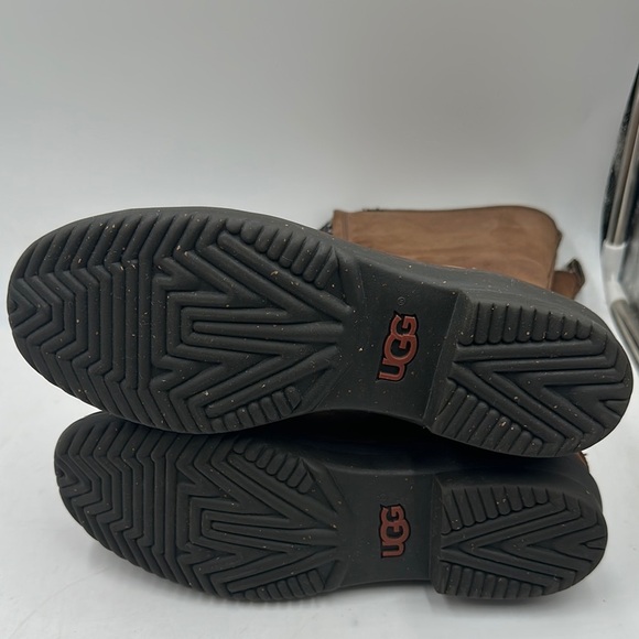 UGG Arquette Brown Leather Winter Boots Womens Size 8 Zip Sheepskin Cuff - Picture 8 of 8